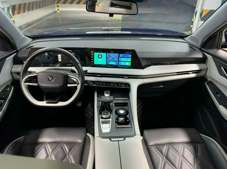 长安汽车CS75 后面外观三
