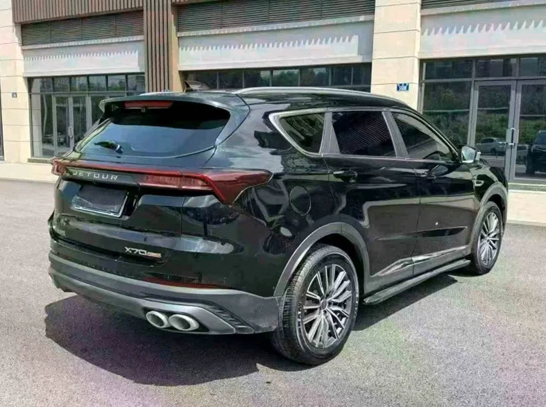 奇瑞瑞虎 驾驶室