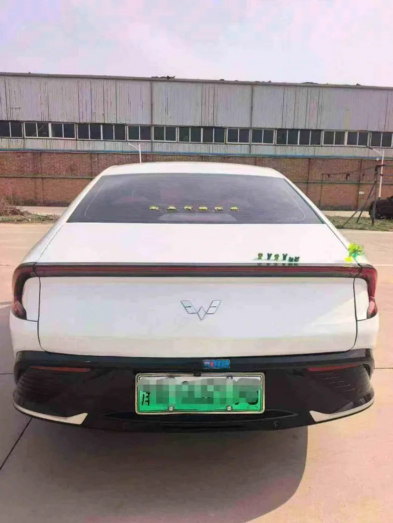 五菱汽车星光 后面外观三
