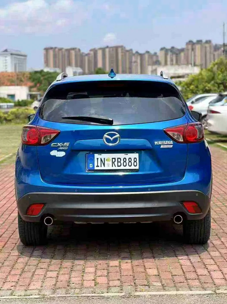 马自达CX-5 驾驶室