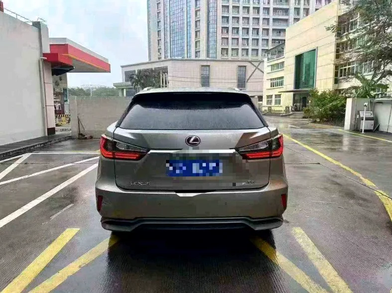 雷克萨斯RX 后面外观一