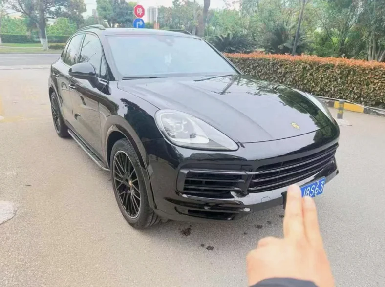 保时捷Macan 正面外观二