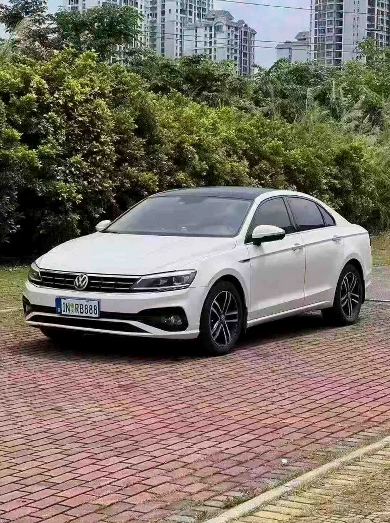 大众凌渡 正面外观三