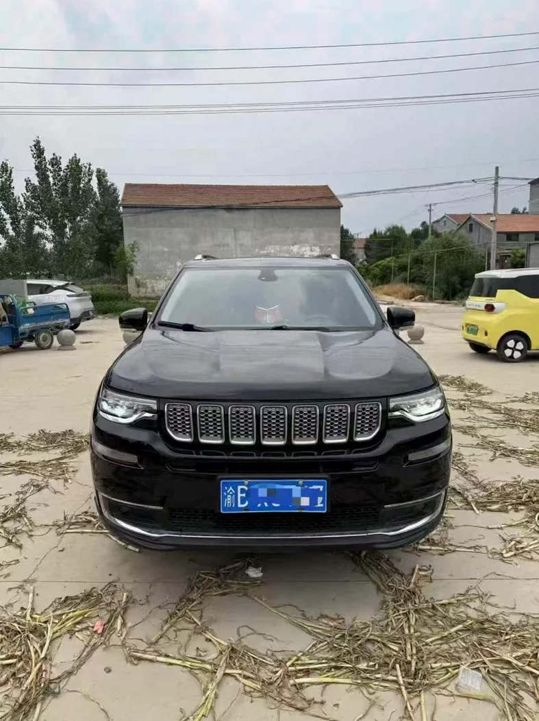 19年Jeep指挥官2.0T四驱七座高配