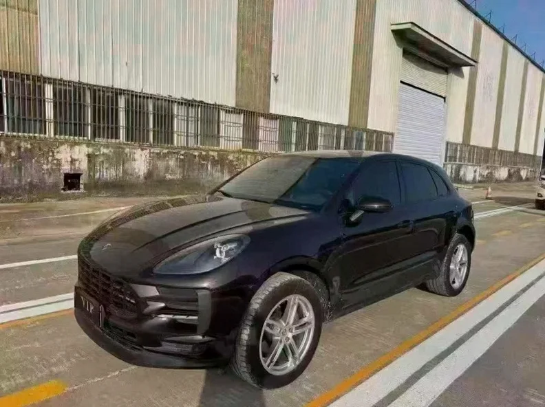 保时捷Macan 正面外观二