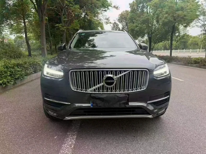 19年沃尔沃XC90 2.0T四驱豪华