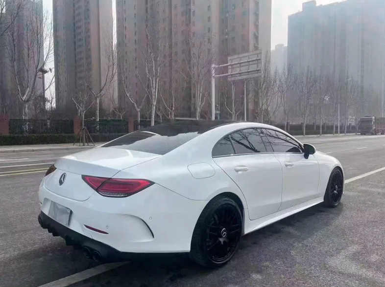 奔驰CLS 内饰前排