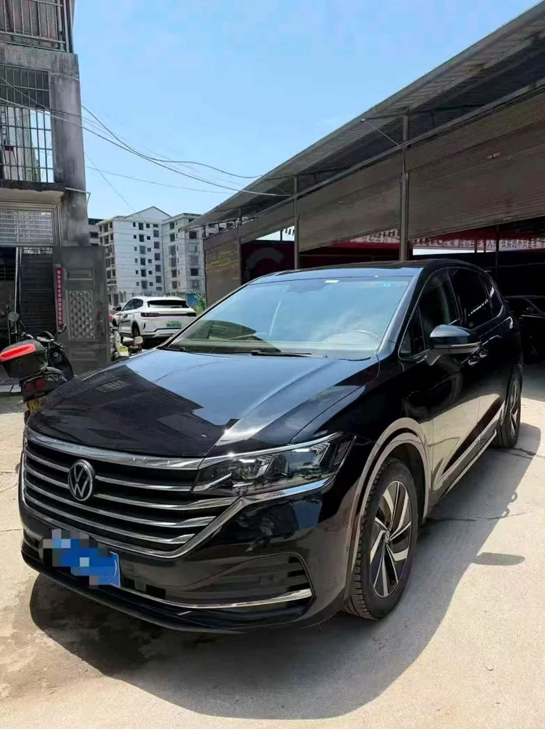 大众威然 正面外观二