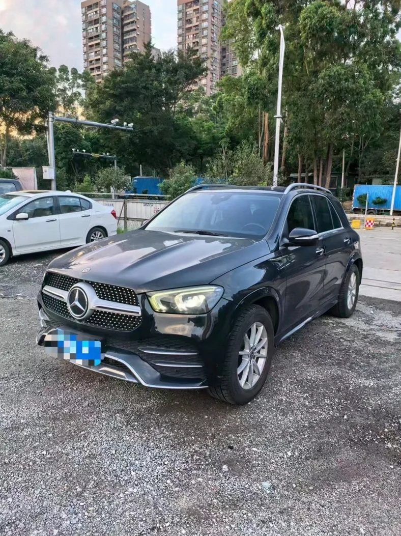 奔驰GLE 正面外观二