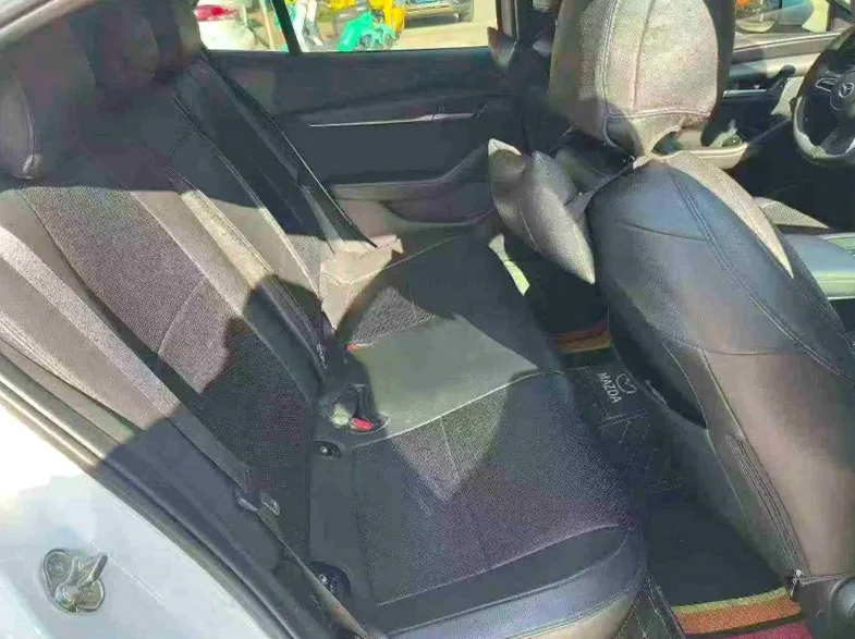 马自达昂克赛拉 后面外观三