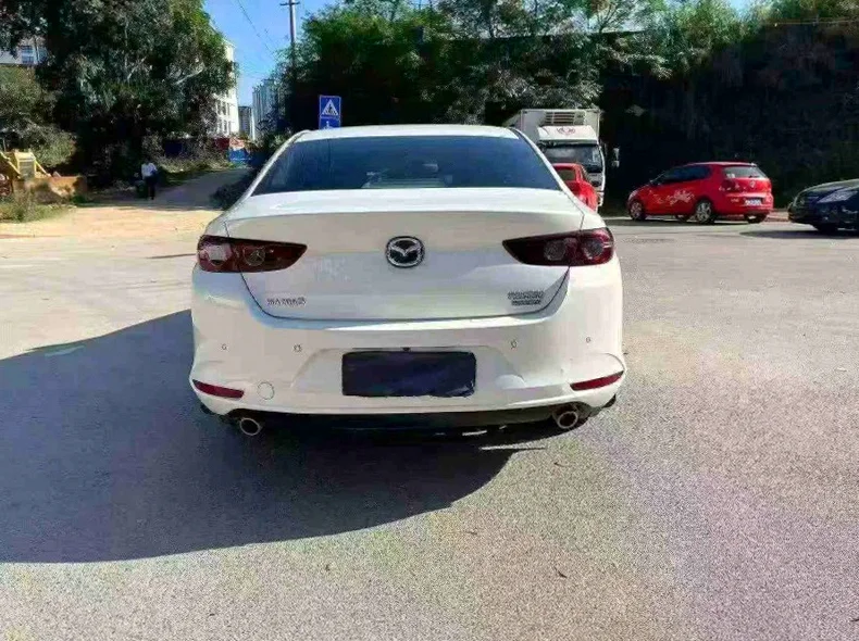 马自达昂克赛拉 驾驶室