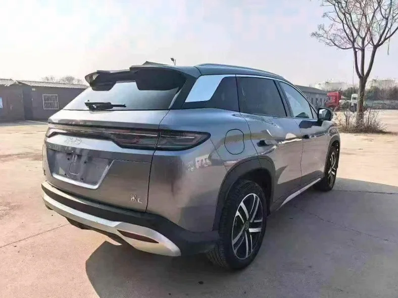 比亚迪宋 后面外观三