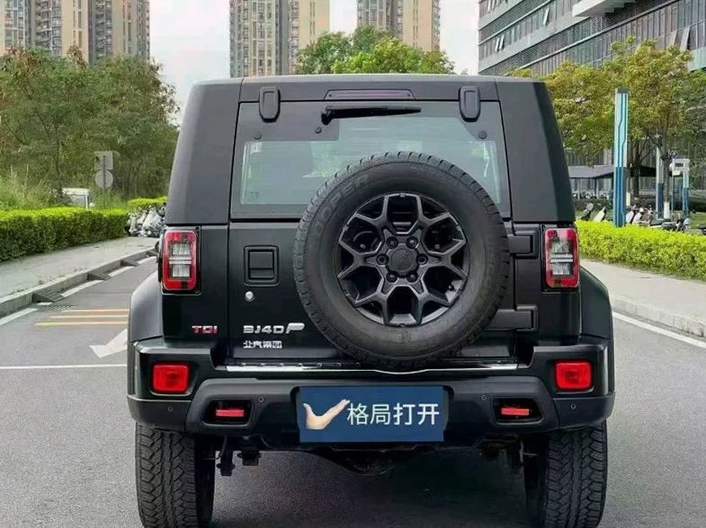 北京BJ40 后面外观三