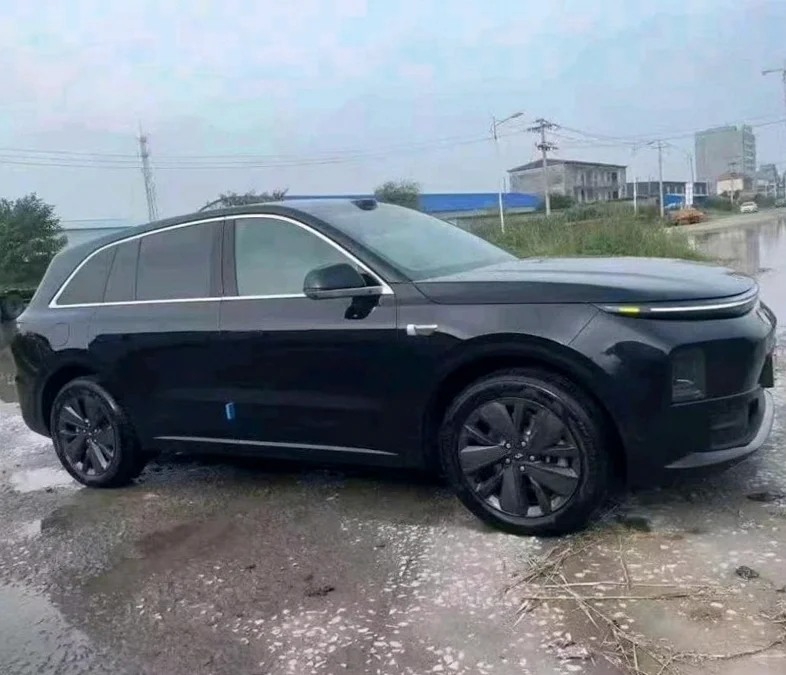 理想L6 后面外观二