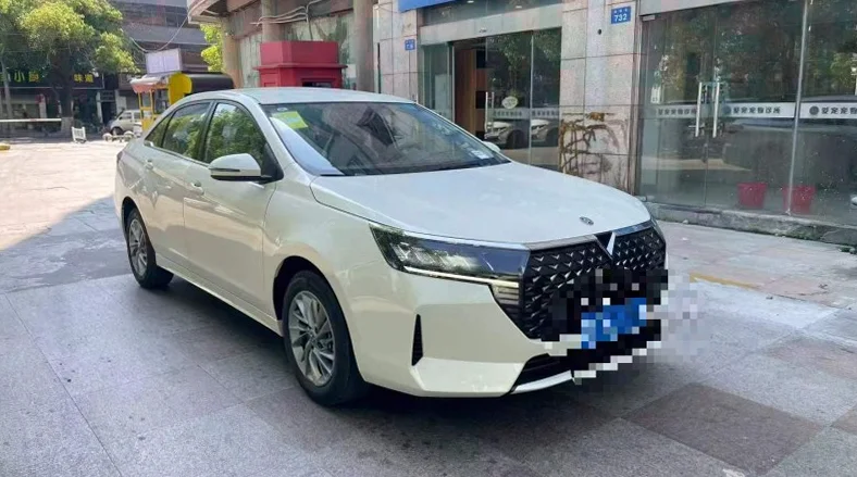 启辰D60 正面外观三