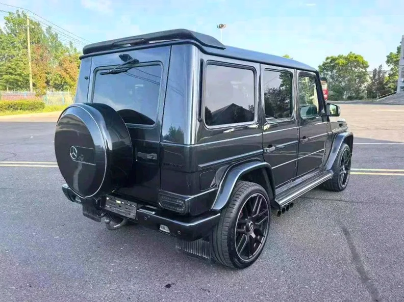 奔驰G 后面外观三