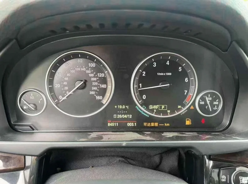 宝马X5 后面外观一