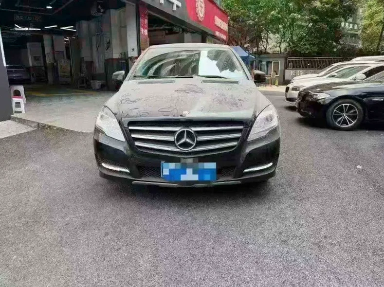 17年奔驰R320 4MATIC