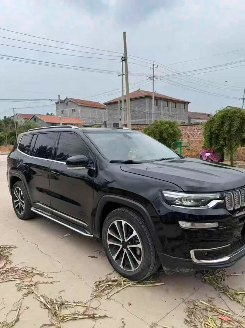 Jeep指挥官 正面外观三