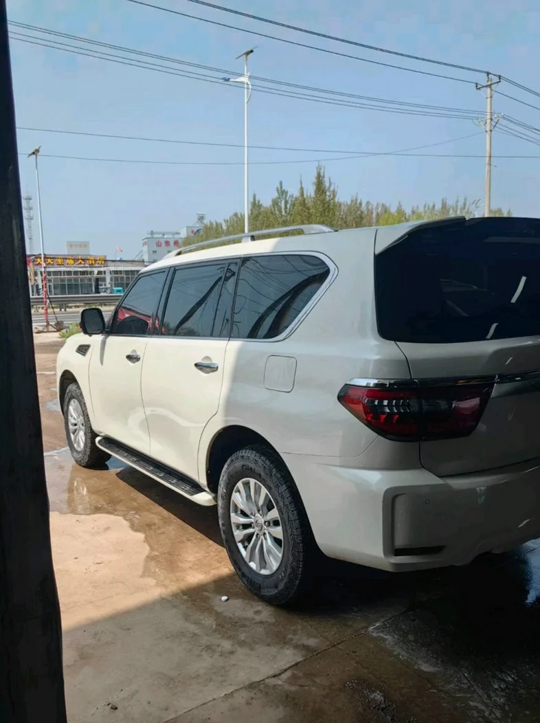 日产途乐 后面外观二