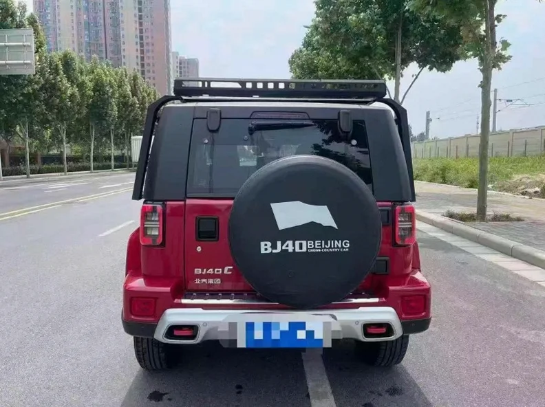 北京BJ40 驾驶室