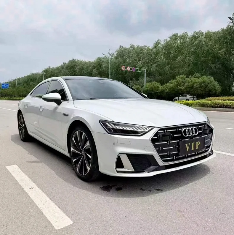 奥迪A7L 正面外观三