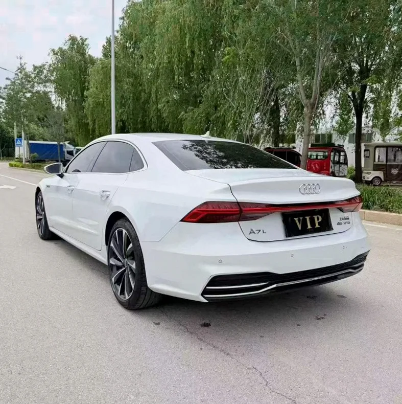 奥迪A7L 驾驶室