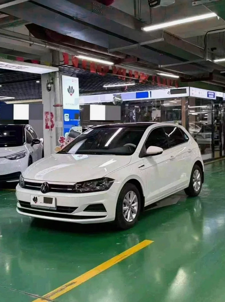 大众polo 正面外观二