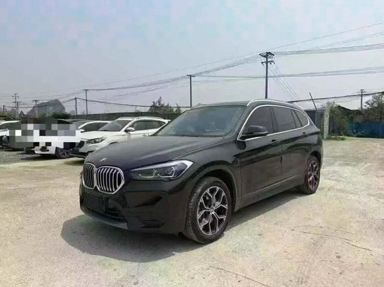 X1宝马 正面外观二