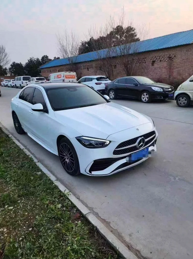 奔驰C 正面外观二