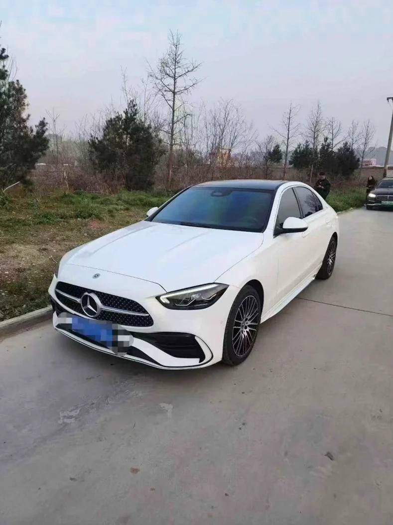 奔驰C 正面外观三