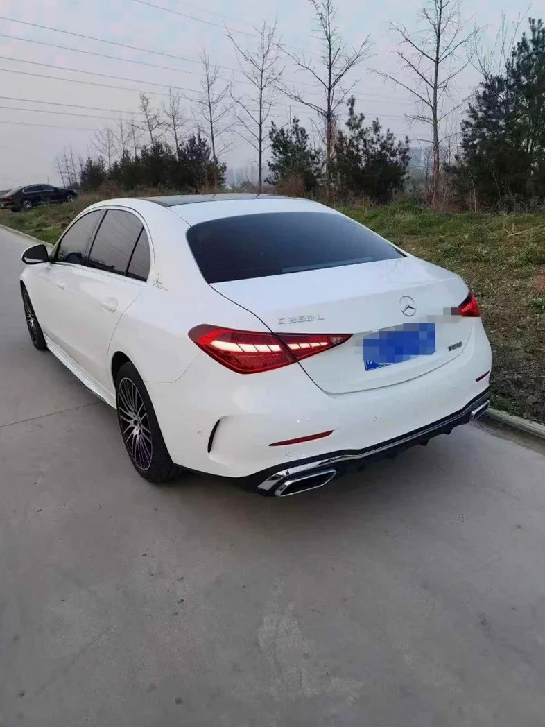 奔驰C 内饰前排