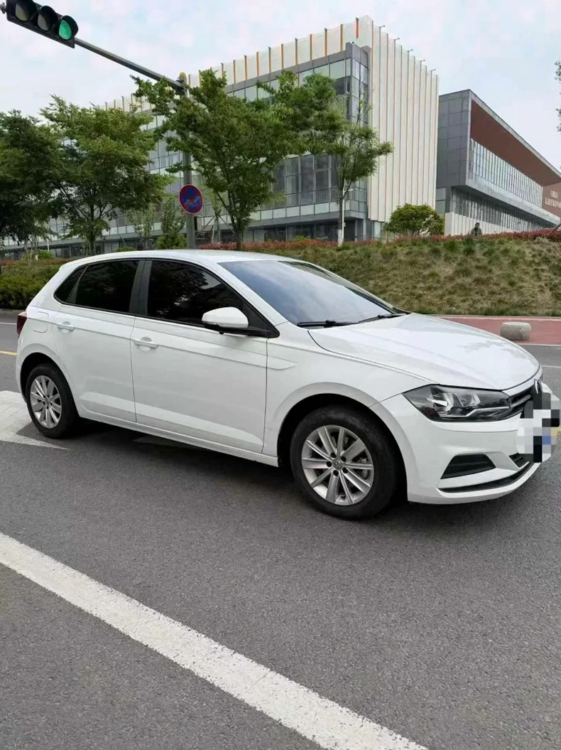 大众polo 正面外观二