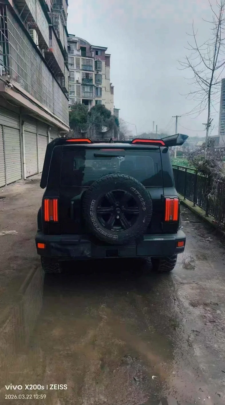 长城汽车坦克 后面外观三