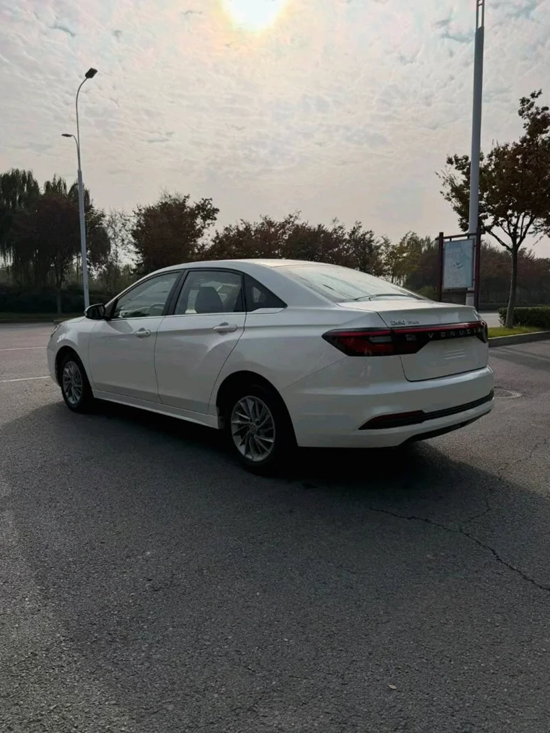 启辰D60 后面外观二