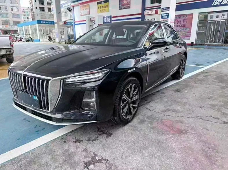 红旗H5 正面外观三
