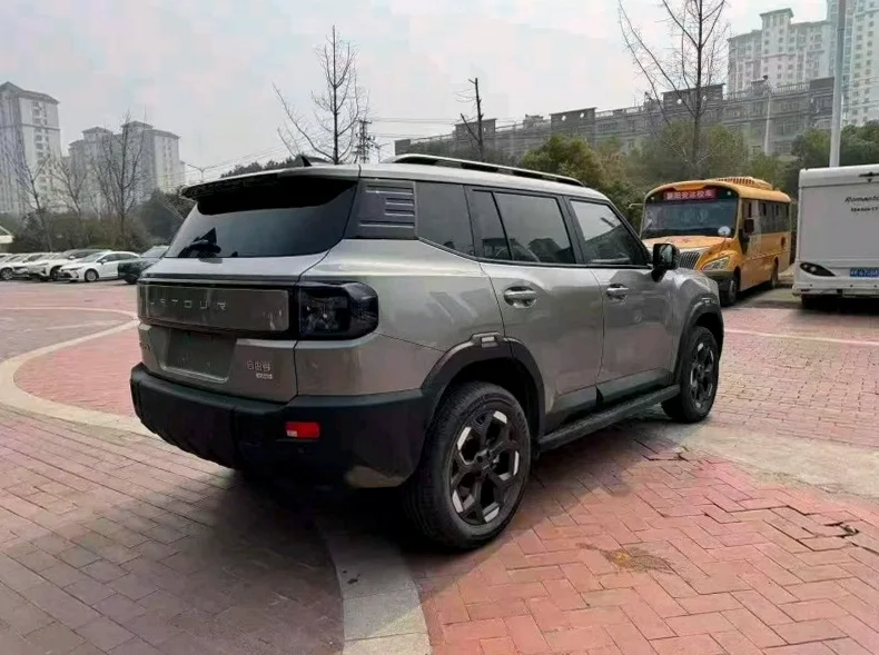 奇瑞捷途 内饰前排
