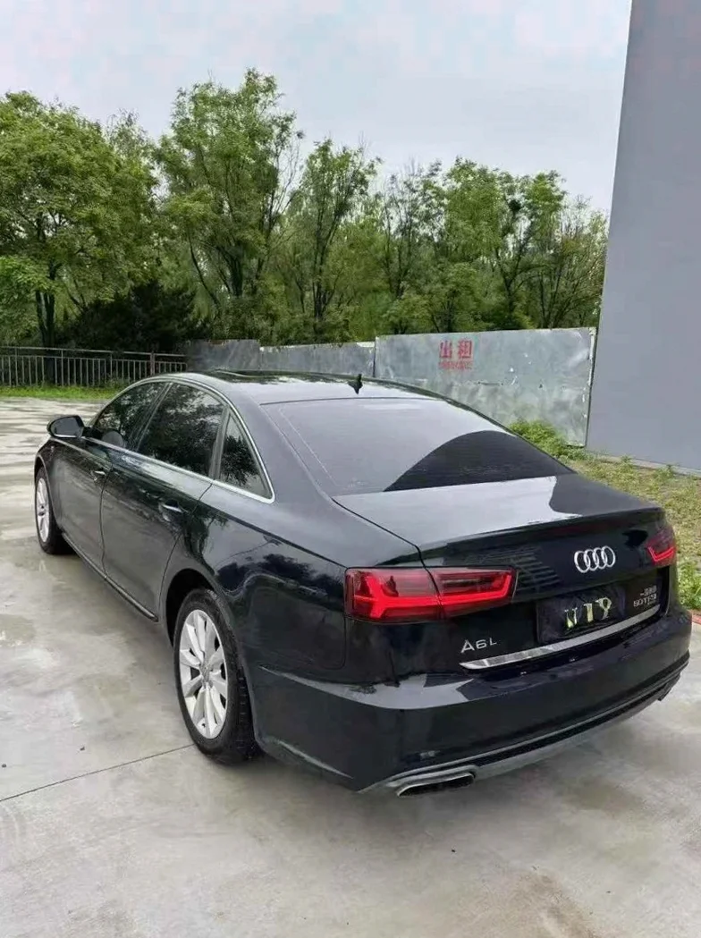 奥迪A6L 驾驶室