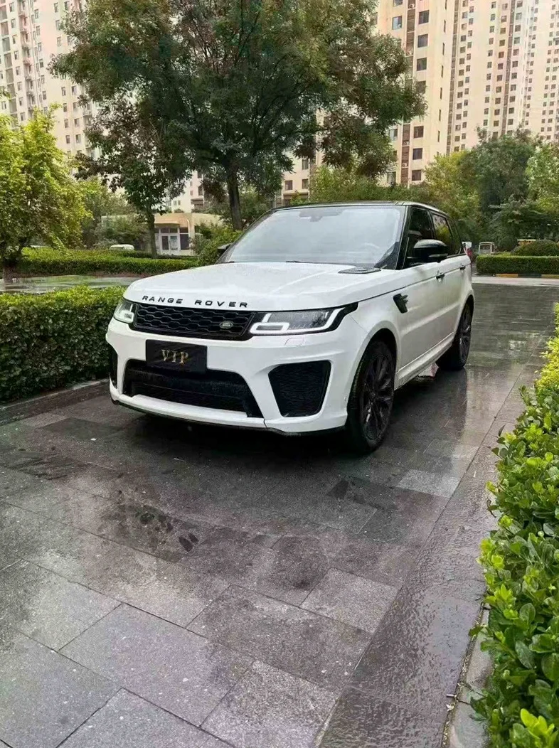 路虎揽胜运动 后面外观一