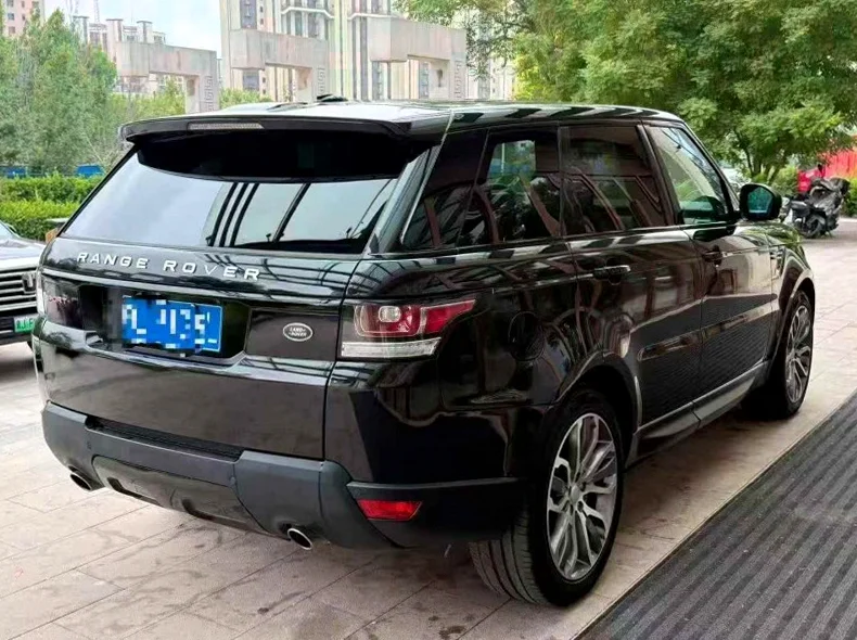 路虎揽胜运动 后面外观二