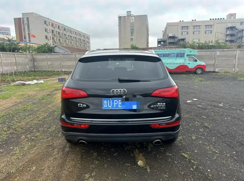 奥迪Q5 驾驶室