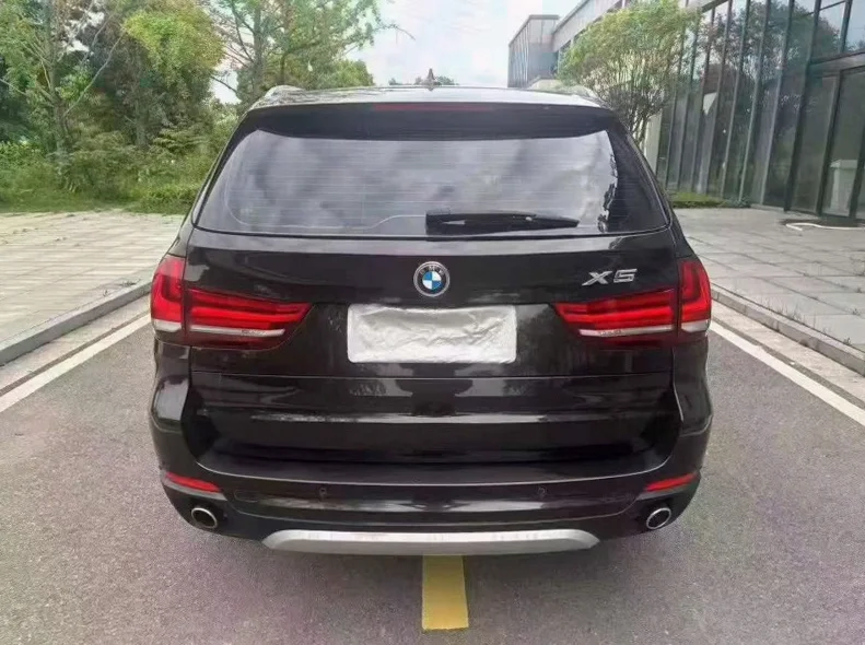 宝马X5 驾驶室