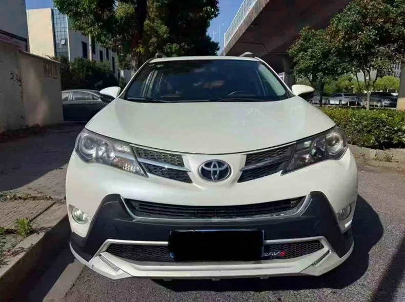 16年丰田RAV4 2.0两驱天窗
