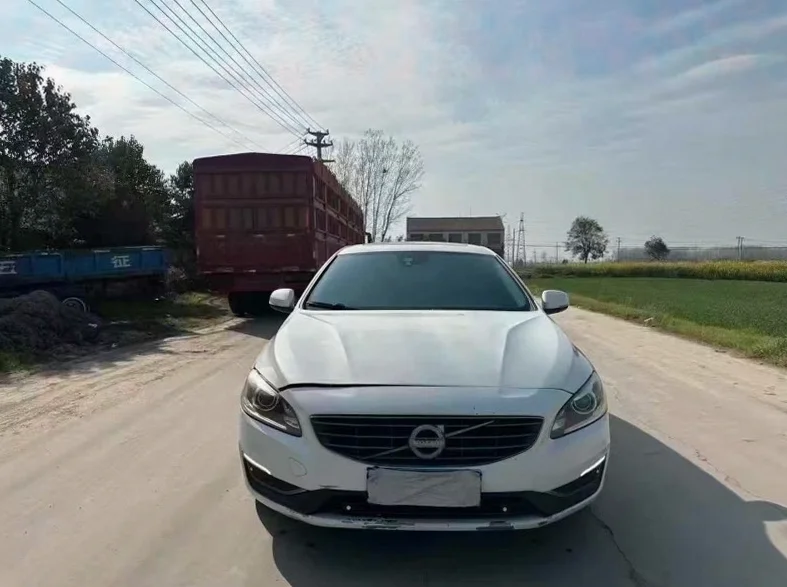 16年沃尔沃S60L T3高配