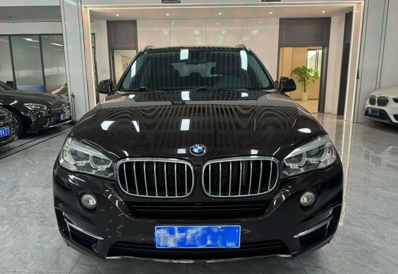 17年宝马X5 2.0T四驱豪华顶配