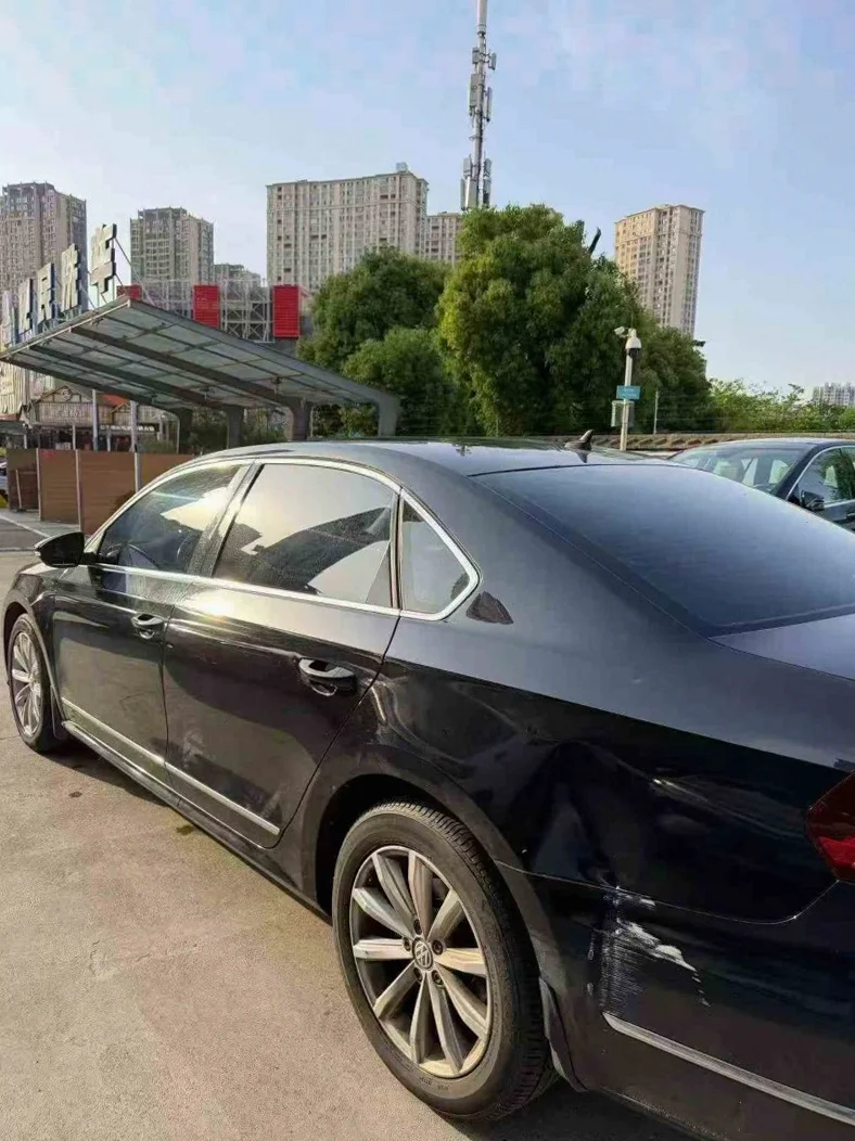 大众帕萨特 内饰前排