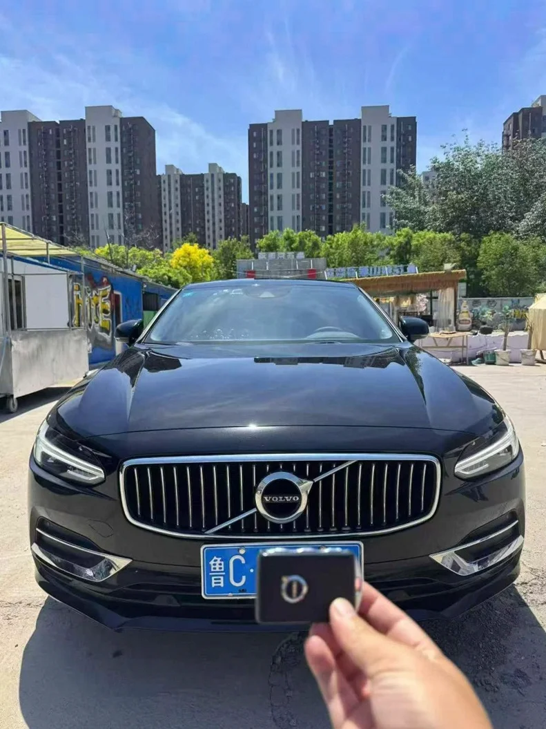 19年沃尔沃S90 T5智逸豪华版