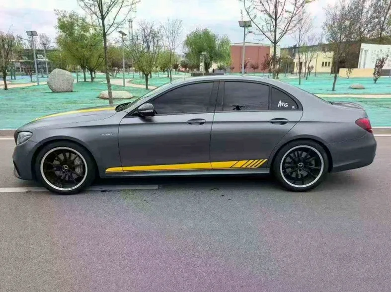奔驰AMG 内饰前排