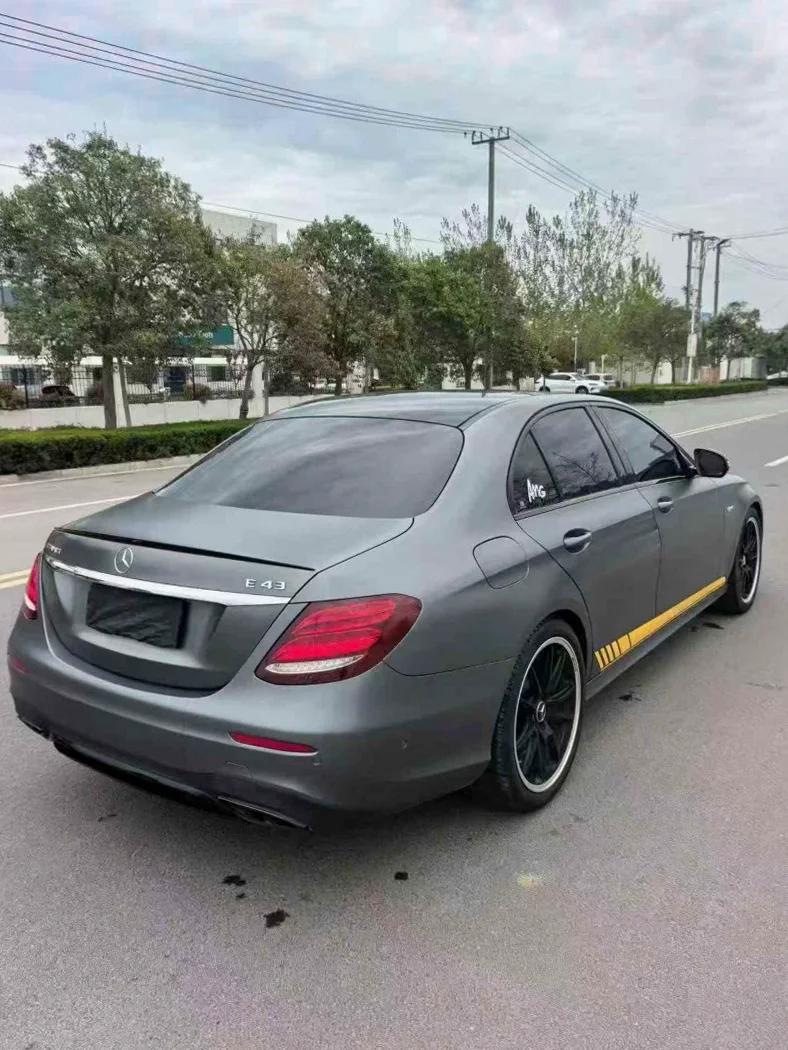奔驰AMG 驾驶室