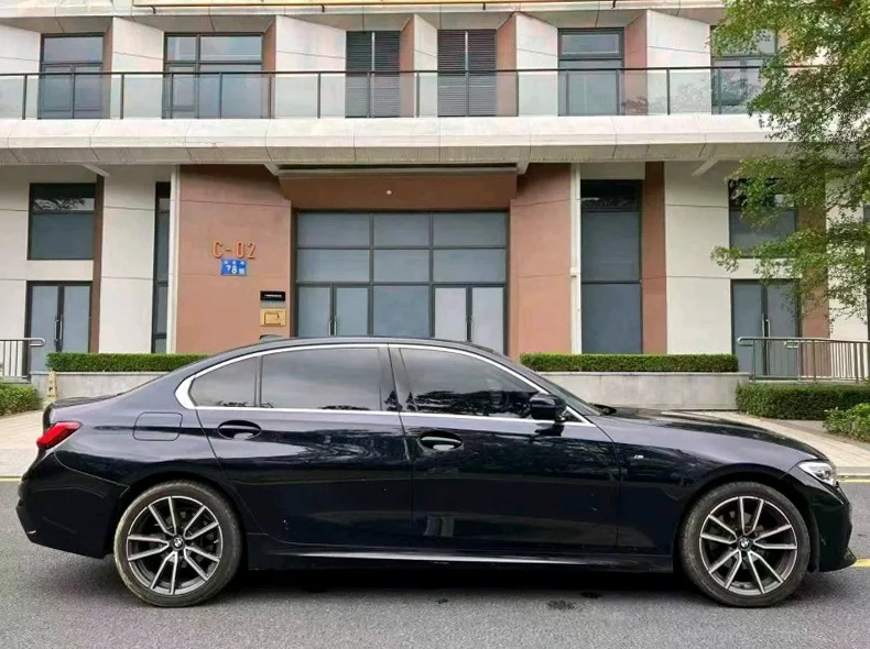 宝马3系 后面外观三